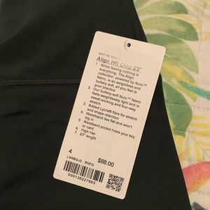 Lululemon aligns NWT